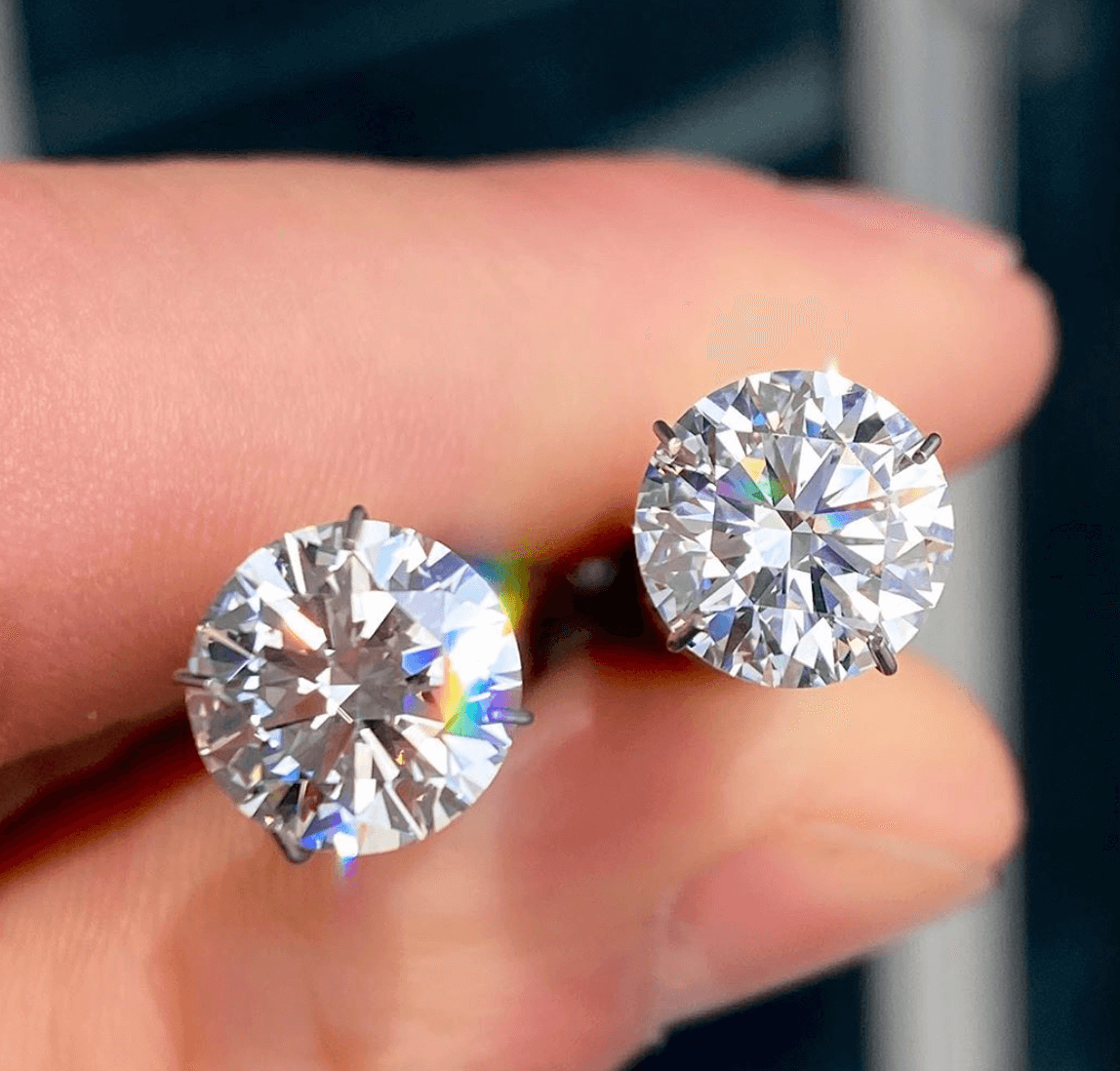 I've heard of moissanite, what is it?