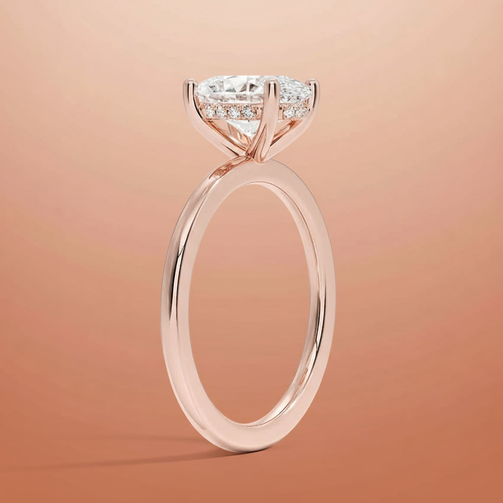 Venere - Oval Cut Moissanite Engagement Ring