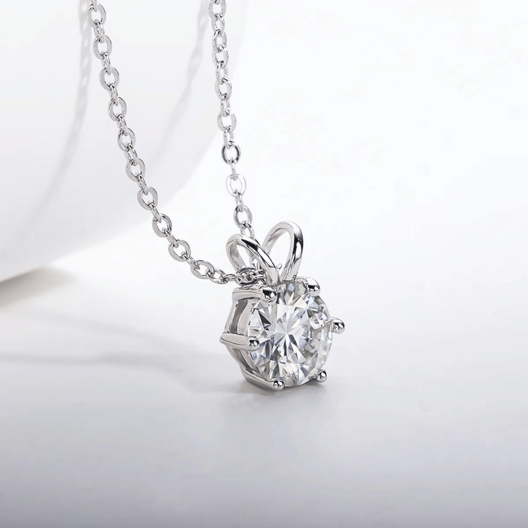 1 Carat Pendant Necklace