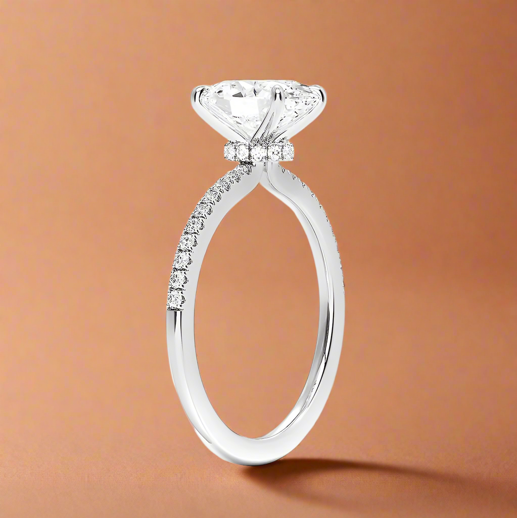 La Luna - Oval Cut Moissanite Engagement Ring