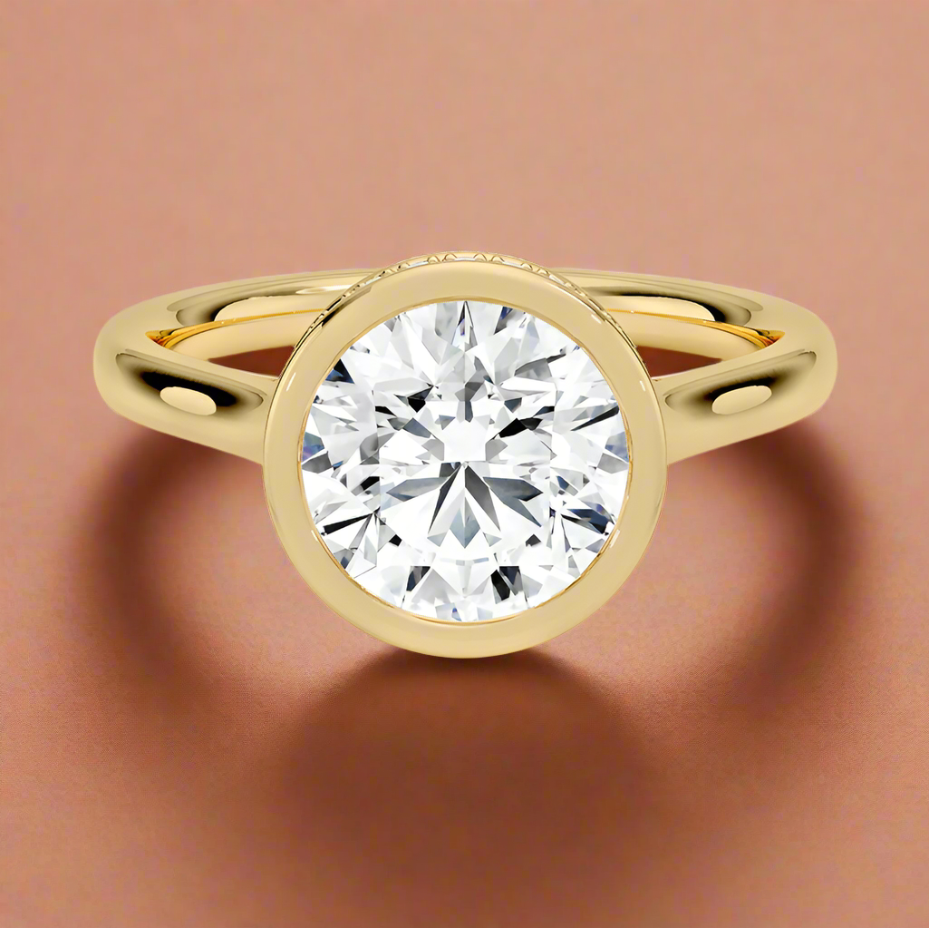 Abbraccio Hidden Halo - Round Cut Engagement Ring