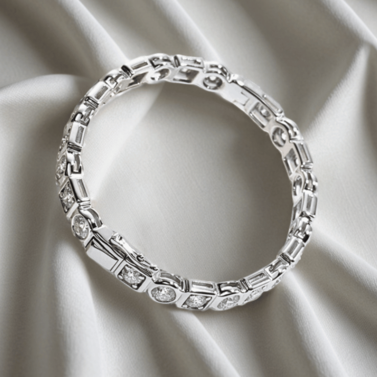 Square & Circle Bezel Design Moissanite Bracelet | 4.5mm Stones