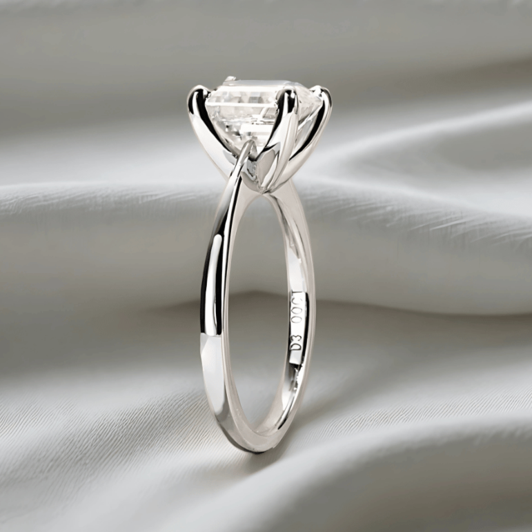 Asscher-Cut 3ct D-Colourless VVS1 Moissanite Engagement Ring - Luxury Diamond Alternative