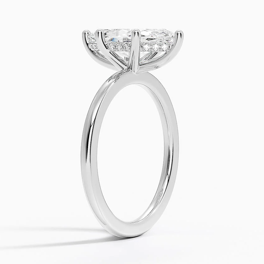 Venere - Marquise Cut Moissanite Engagement Ring