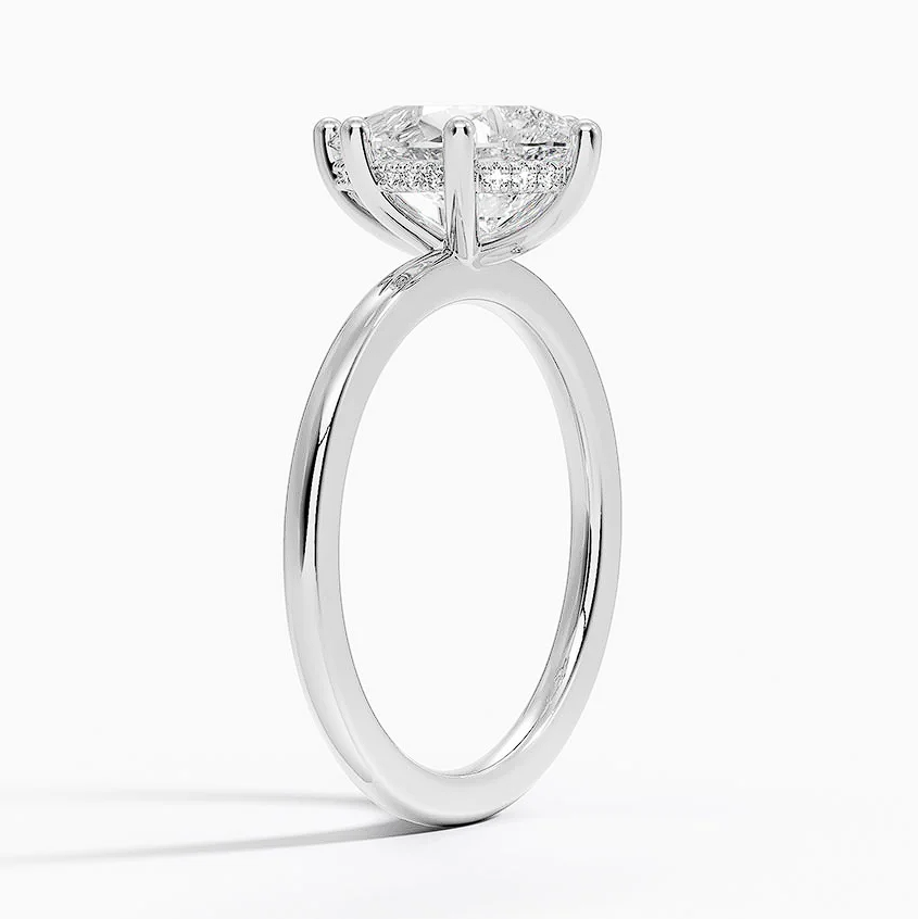 Venere - Pear Cut Moissanite Engagement Ring