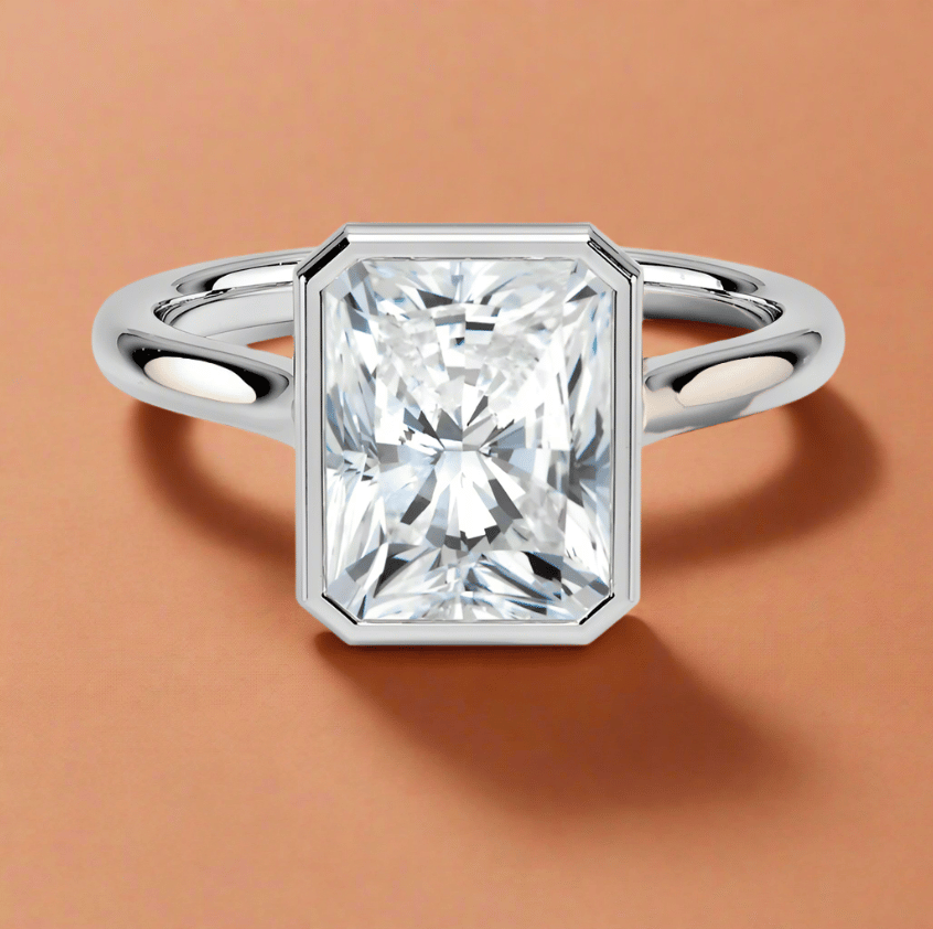 Abbraccio - Radiant Cut Engagement Ring