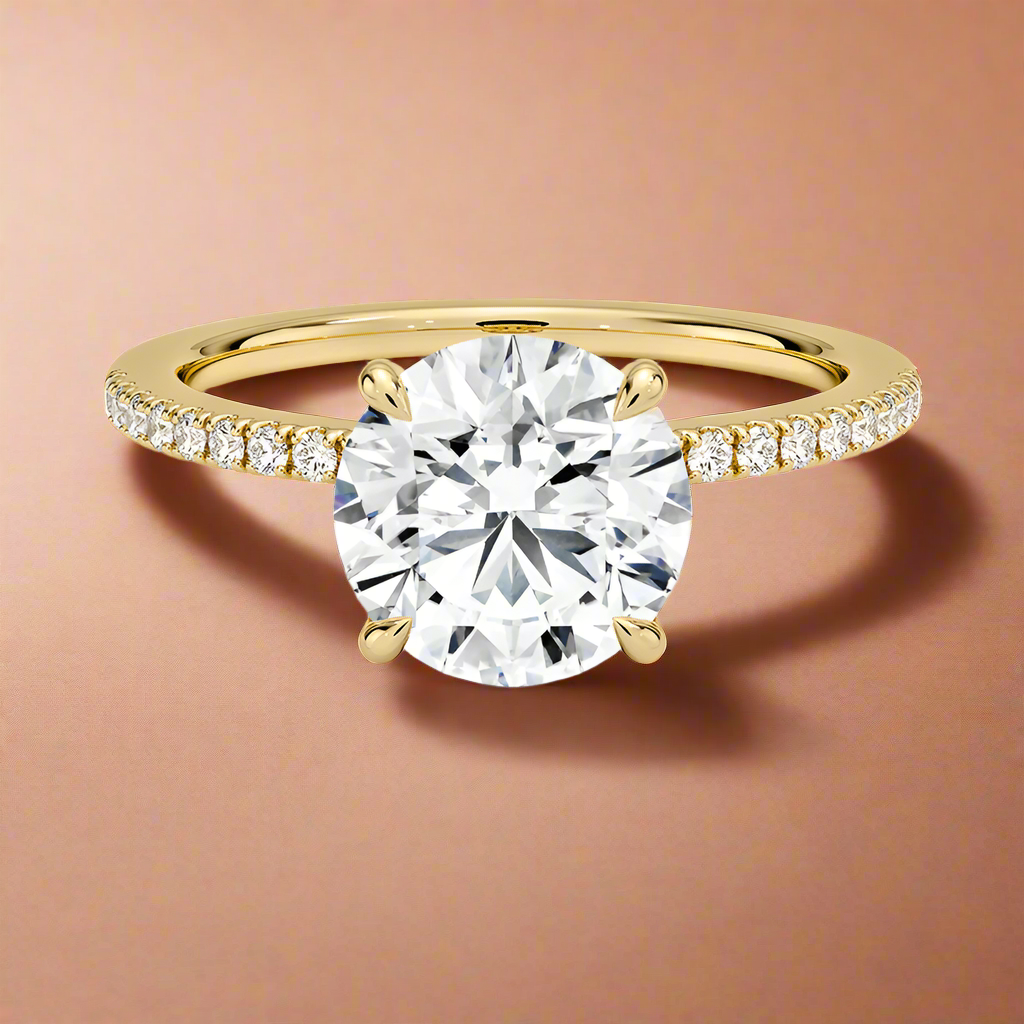 La Luna - Round Cut Moissanite Engagement Ring