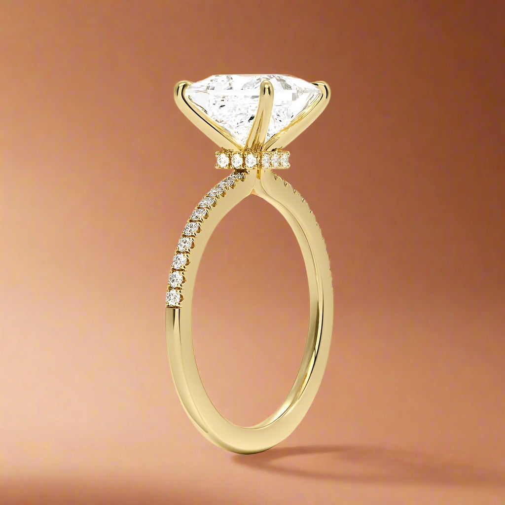 La Luna - Princess Cut Moissanite Engagement Ring