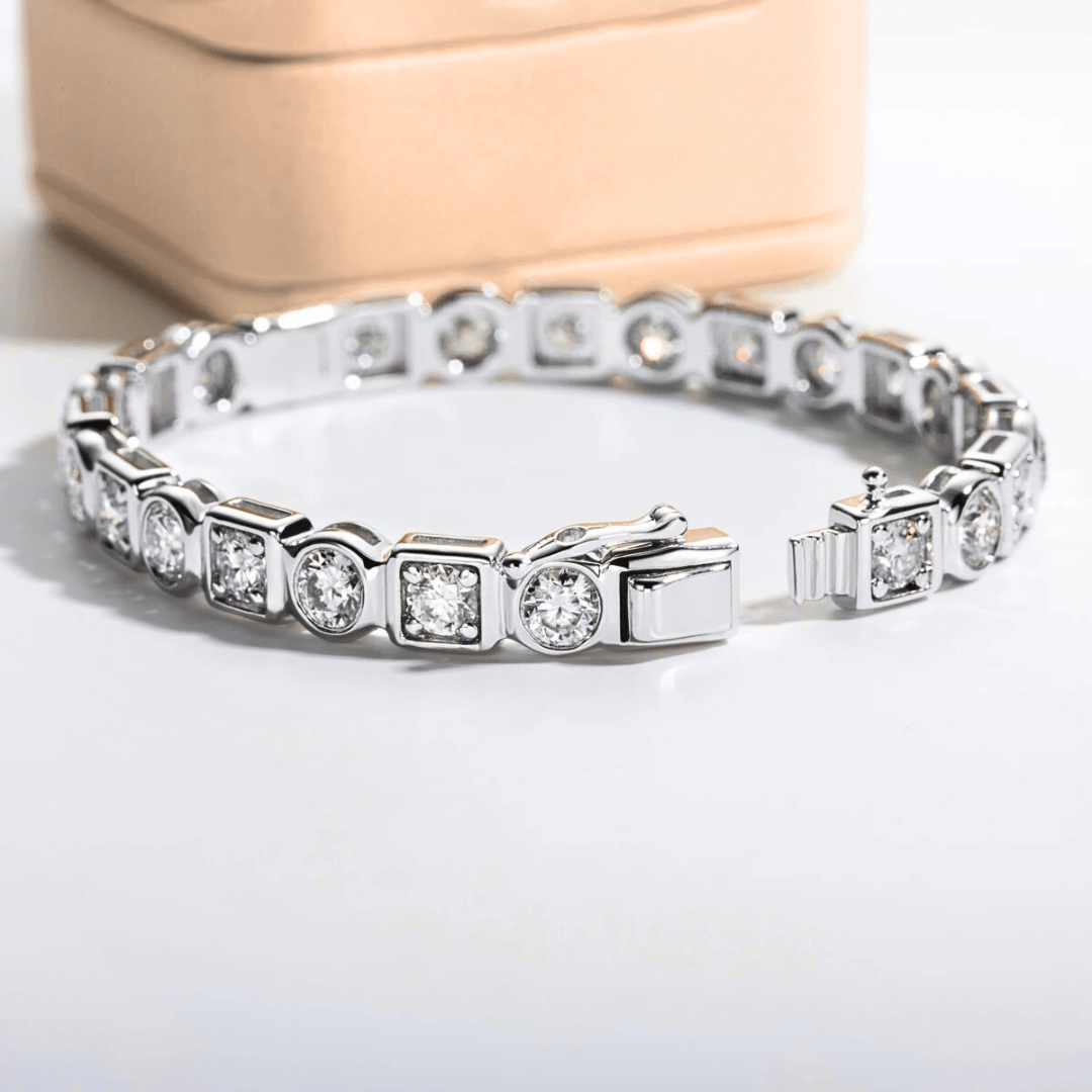 Square & Circle Bezel Design Moissanite Bracelet | 4.5mm Stones