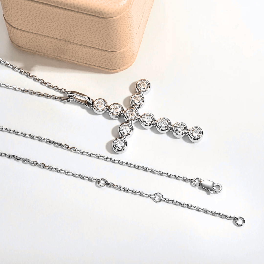 Cross Pendant Necklaces