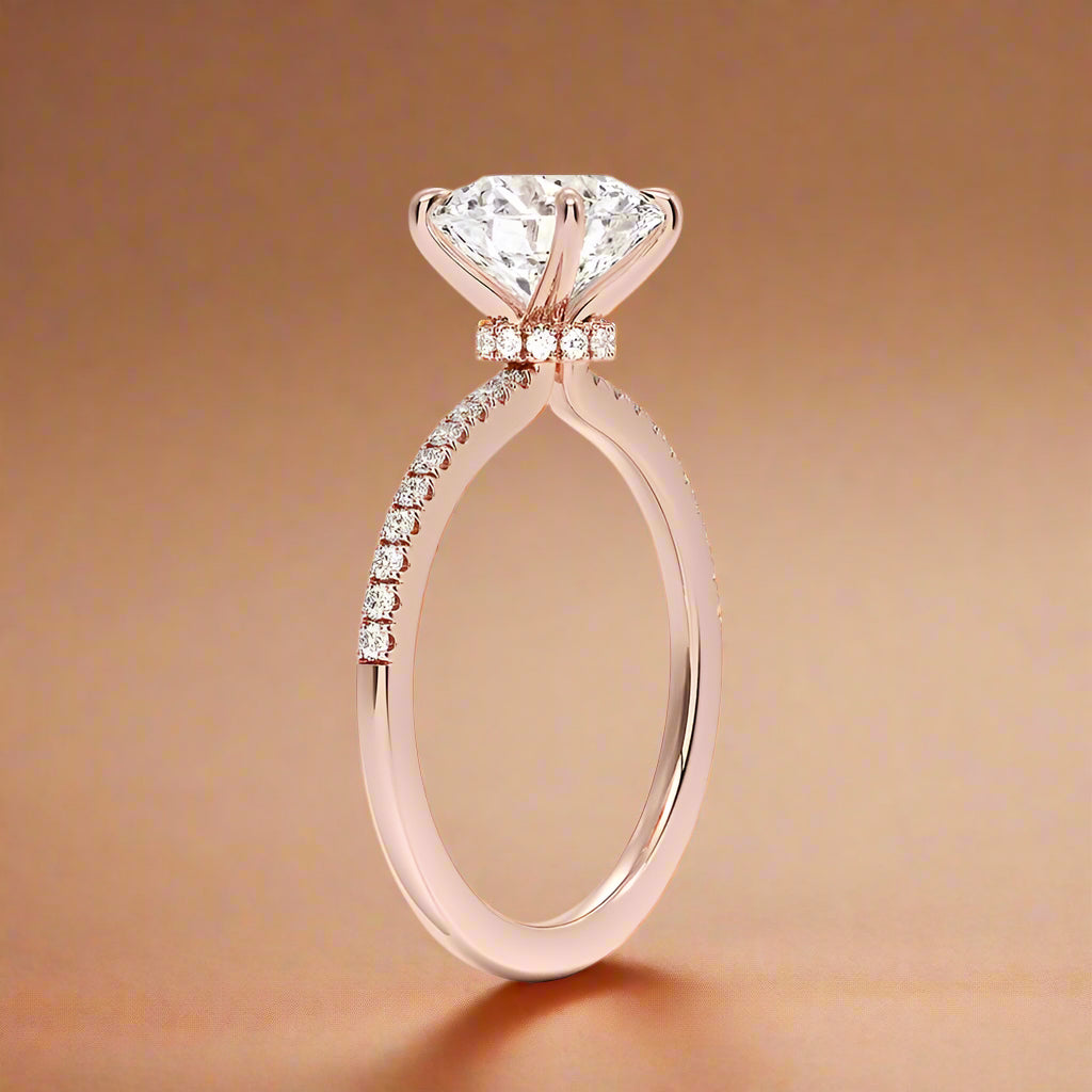 La Luna - Round Cut Moissanite Engagement Ring