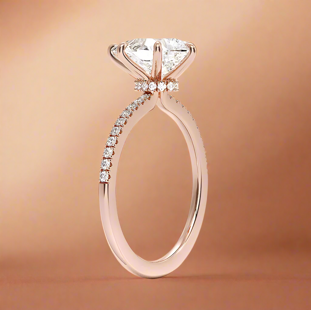 La Luna - Pear Cut Moissanite Engagement Ring