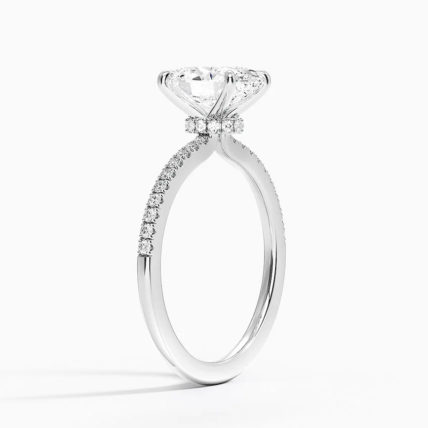 La Luna - Oval Cut Moissanite Engagement Ring