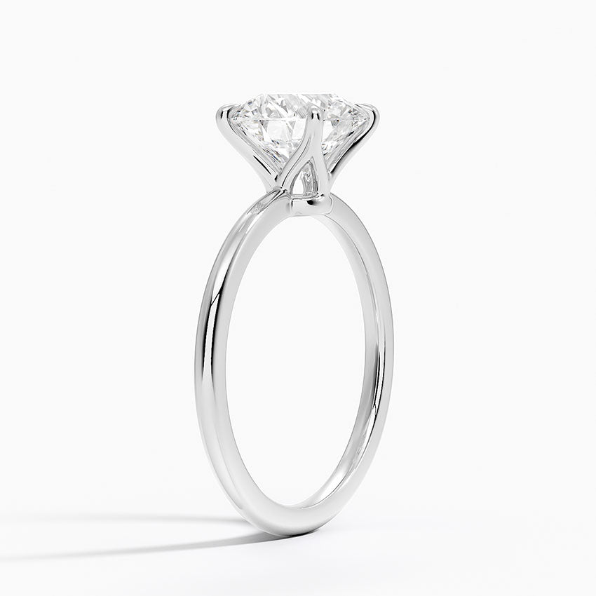 La Terra - Round Cut Moissanite Engagement Ring