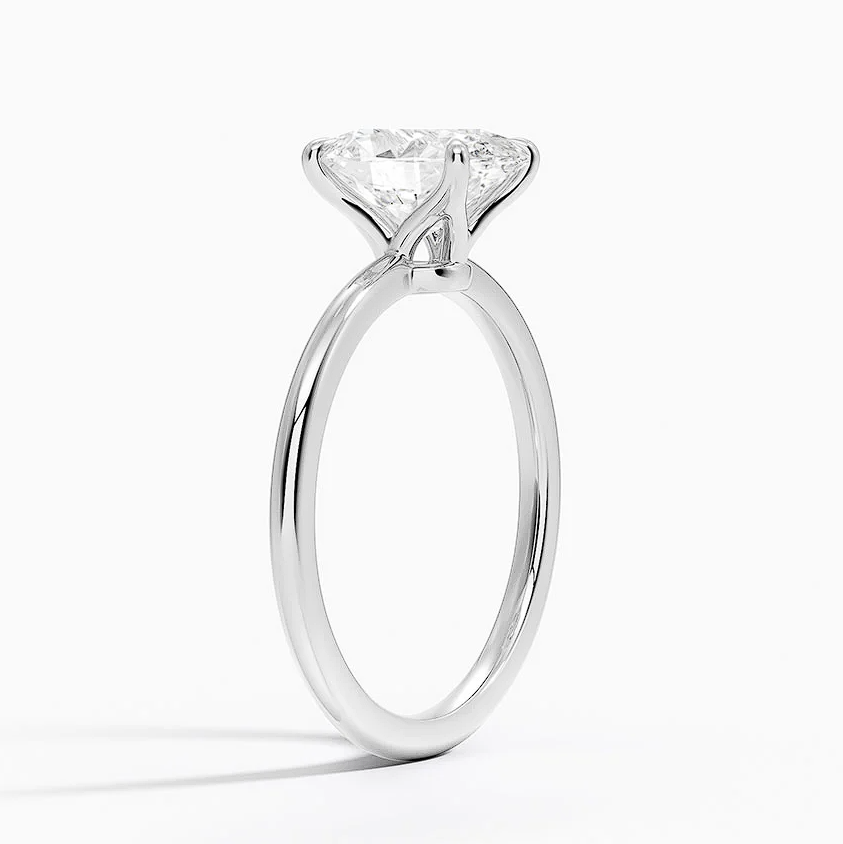 La Terra - Oval Cut Moissanite Engagement Ring