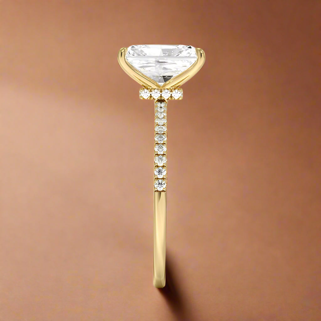 La Luna - Radiant Cut Moissanite Engagement Ring