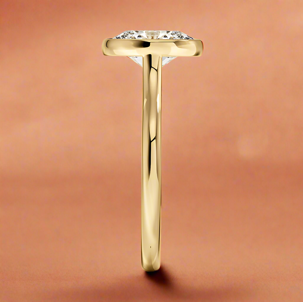 Abbraccio - Oval Cut Engagement Ring