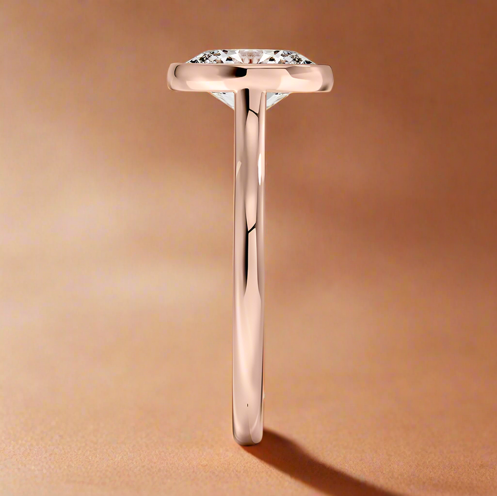 Abbraccio - Oval Cut Engagement Ring