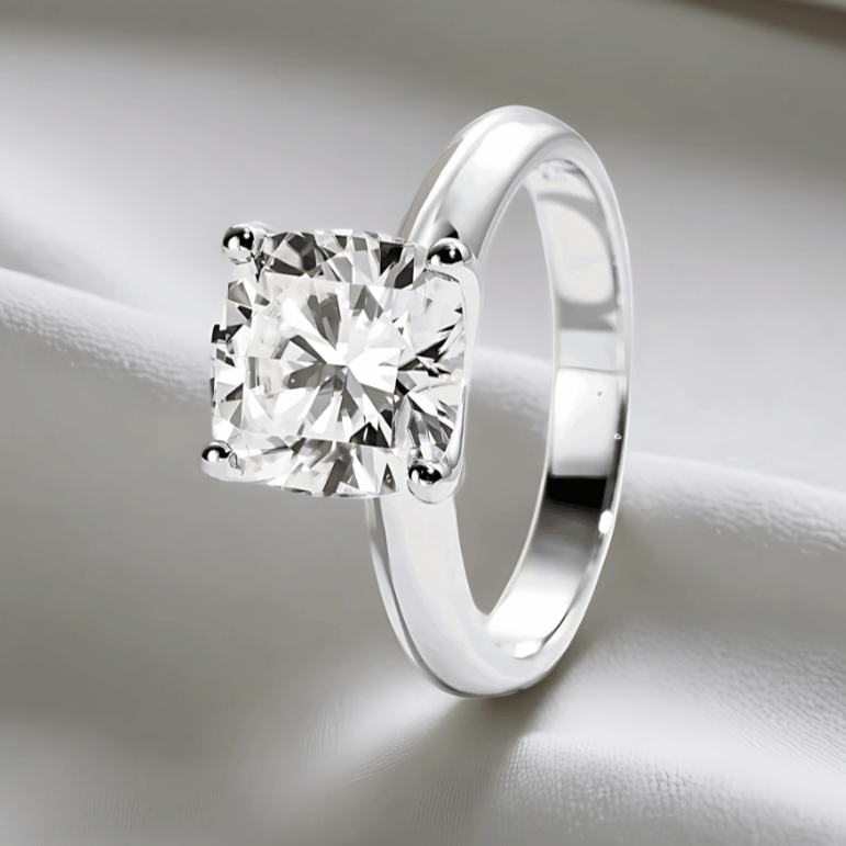 Cushion-Cut 3.5ct D-Colorless VVS1 Moissanite Engagement Ring - Diamond Alternative