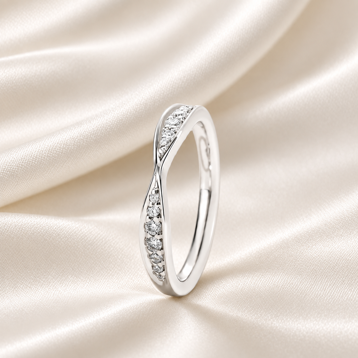 The Bowtie Band – Sculpted Moissanite Wedding Ring