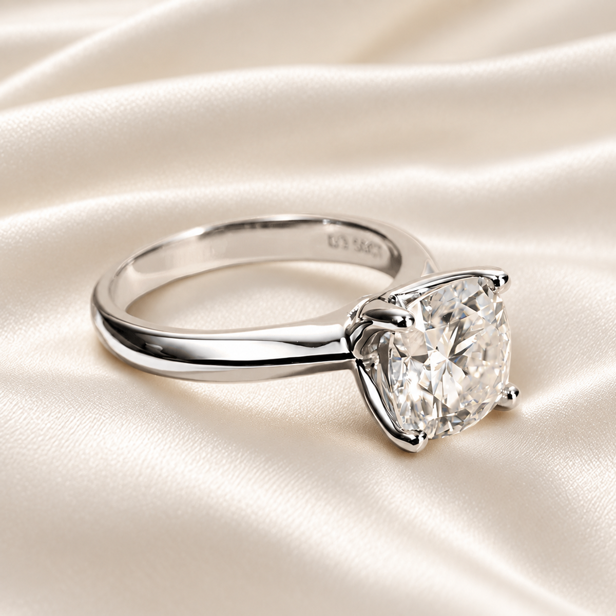 Cushion-Cut 3.5ct D-Colorless VVS1 Moissanite Engagement Ring - Diamond Alternative